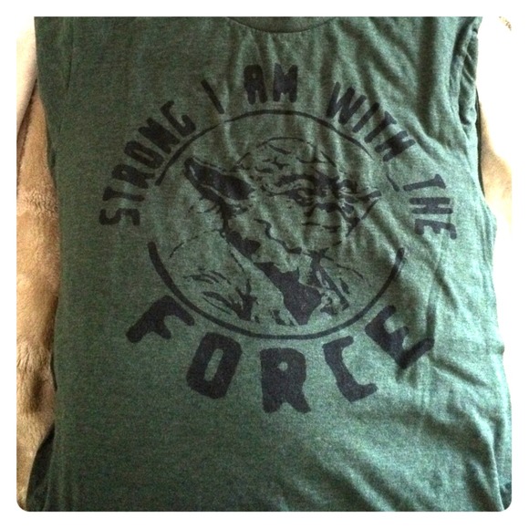 🚫Sold🚫OLD NAVY YODA SHIRT