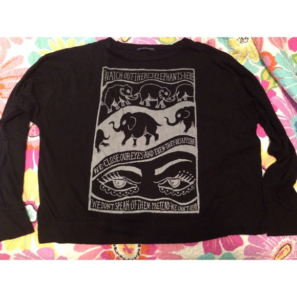 Brandy Melville shirt