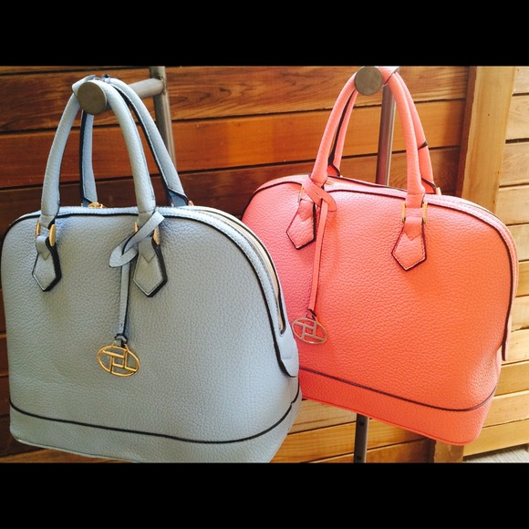 @mstagss reserved listing. blue handbag.