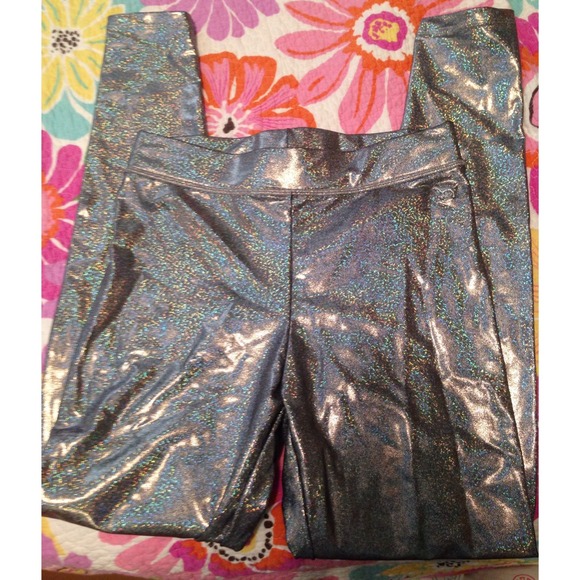 🎉RARE🎉 PINK holographic leggings