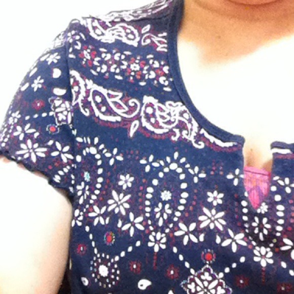 Red white & blue paisley split top t-shirt