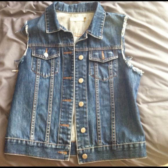 ❌SOLD ON EBAY❌Denim vest