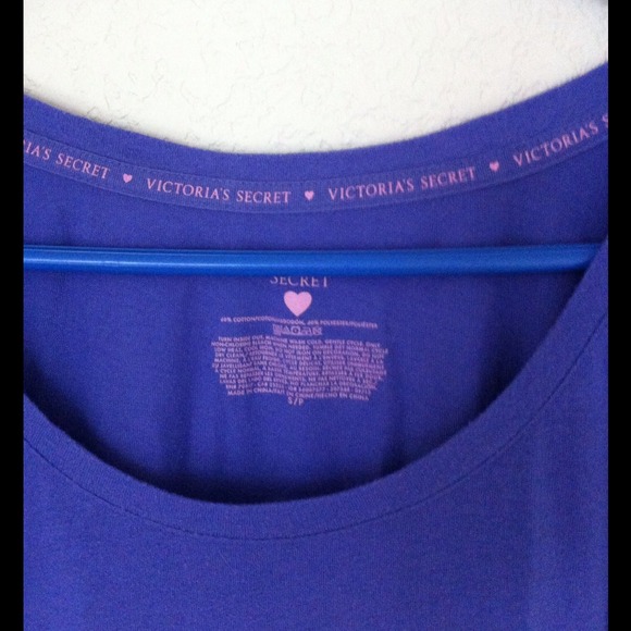 😍vs sleepwear shirt😍 - Picture 2 of 4