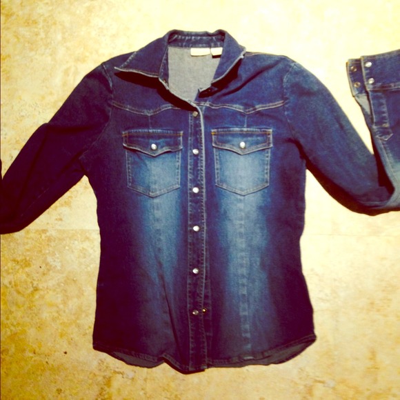 Denim stretch button up