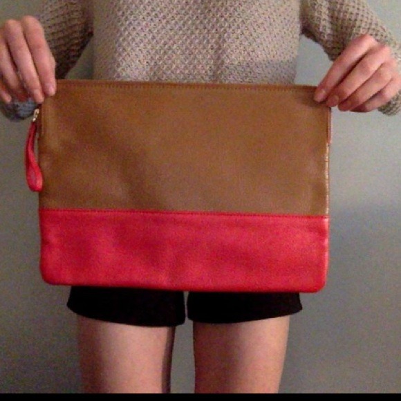 **REDUCED** 100% LEATHER COLORBLOCK CLUTCH