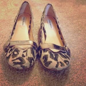 Steve Madden Flats