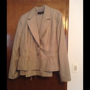 Women's suit