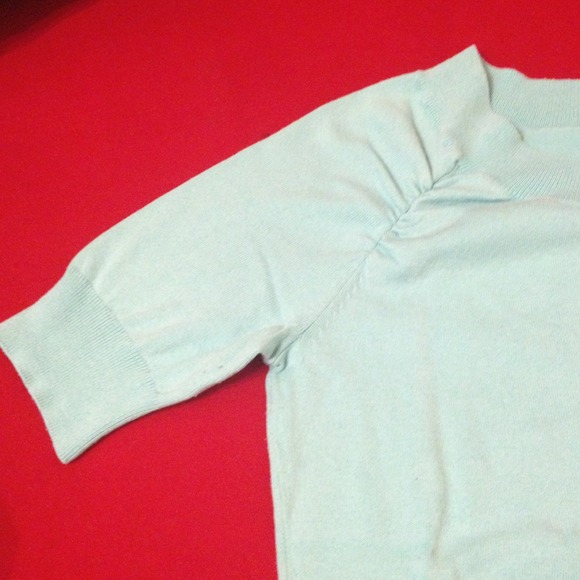 Baby blue short sleeve banana republic sweater - Picture 3 of 4
