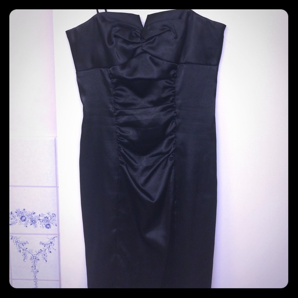 Roberta little black dress size 5/6 with straps!