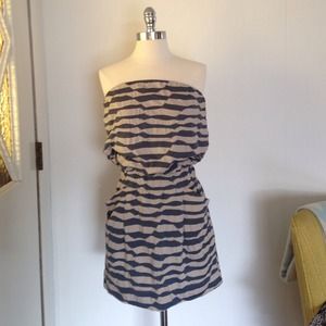 Collective Concepts Strapless mini dress