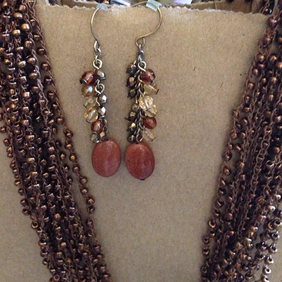 Matching brown tone pierced earrings bead strands - Picture 2 of 4