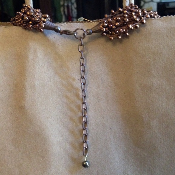 Matching brown tone pierced earrings bead strands - Picture 4 of 4