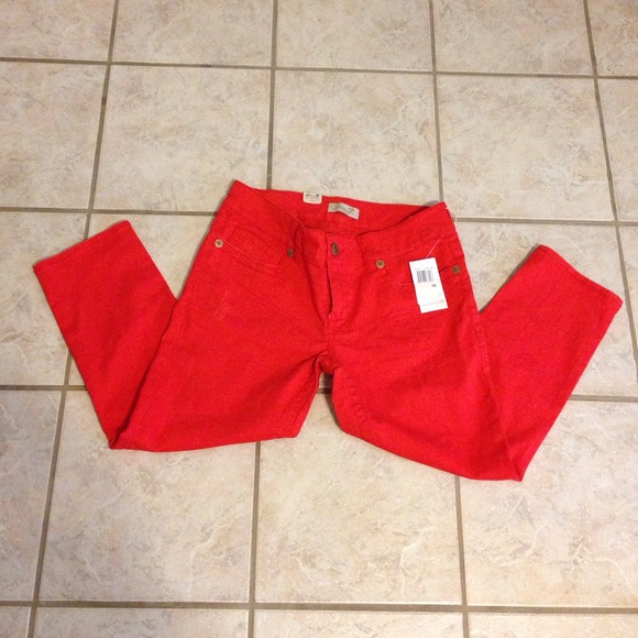 Seven Jeans Punch Red Capris