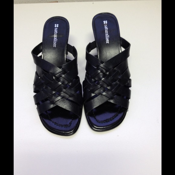 Black leather Naturalizer slides. New.