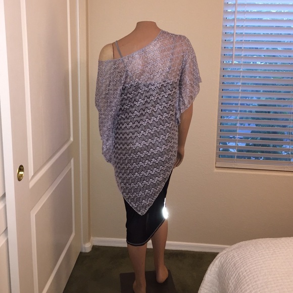 Joy Li Batman Tunic - Ice Blue - Picture 3 of 4