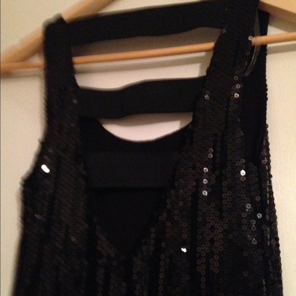 Black sequin dress - Picture 3 of 4