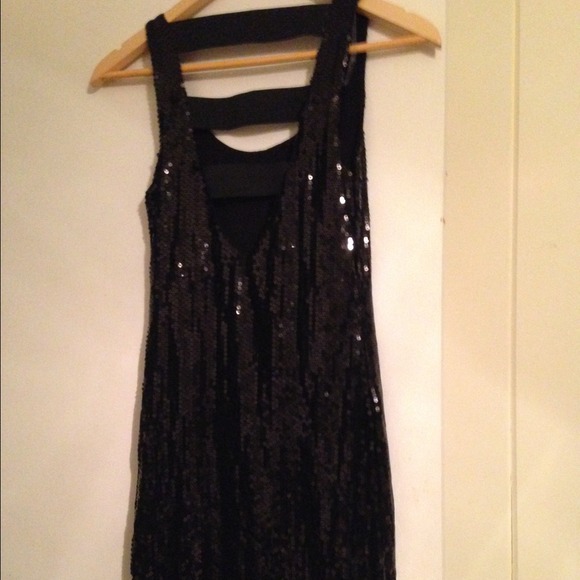 Black sequin dress - Picture 4 of 4