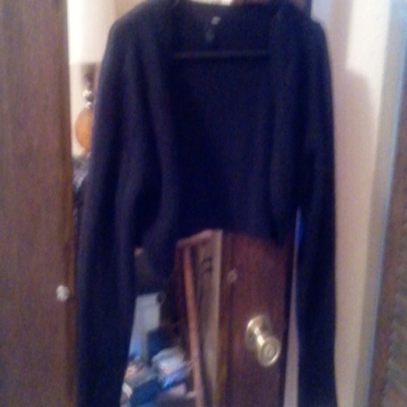 Long sleeve cover up - Picture 1 of 3