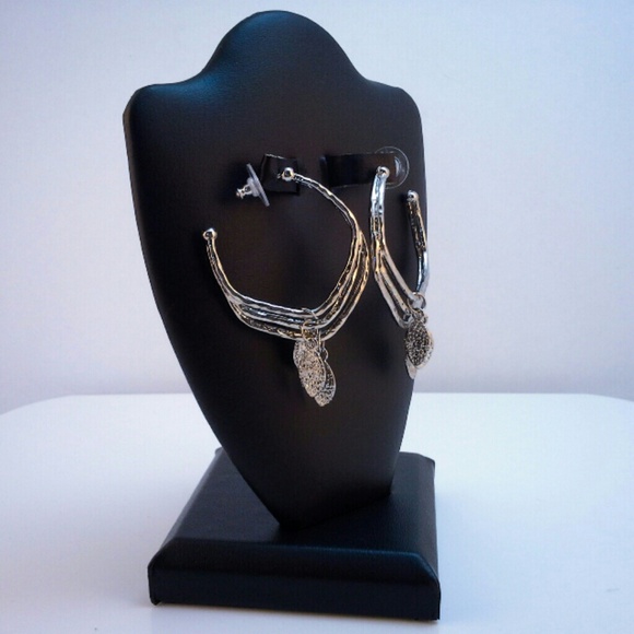 Surgical Steel Hoop Earrings - Picture 4 of 4