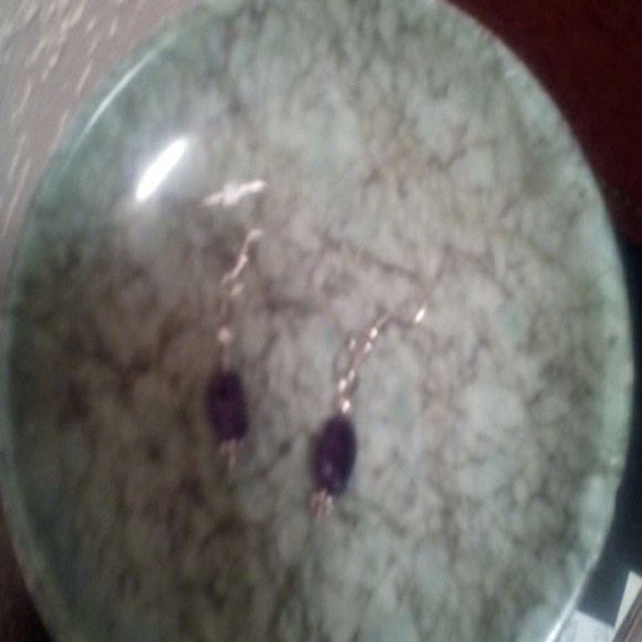 Long hanging earings - Picture 1 of 1