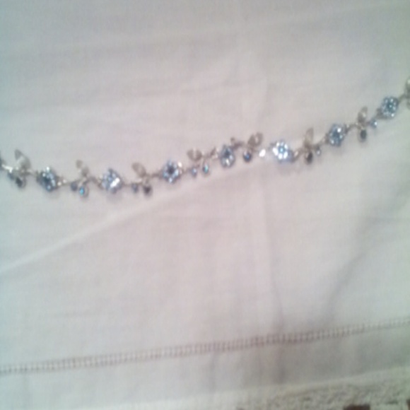 Necklace - Picture 2 of 2