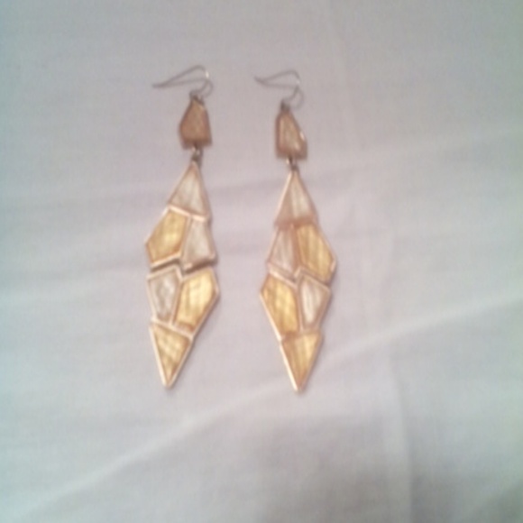 Long hanging earrings - Picture 1 of 1
