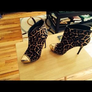 Michael Kors Ankle boots.      PRICE CUT‼️‼️‼️‼️‼️