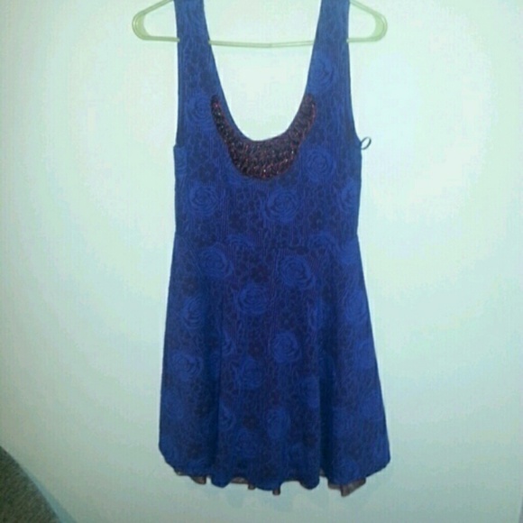 Purple and maroon dress - Picture 2 of 2