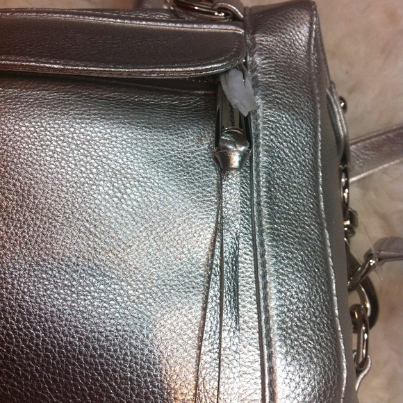 🎉FINAL PRICE Rebecca Minkoff Silver Metallic Bag - Picture 2 of 3