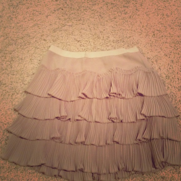 Ruffled chic skirt. Short skirt.