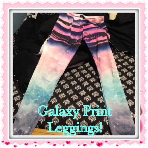 Galaxy Leggings 🔮