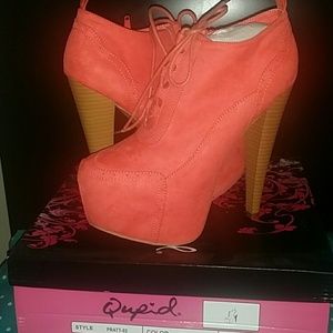 Qupid Pratt Oxford high heeled booties