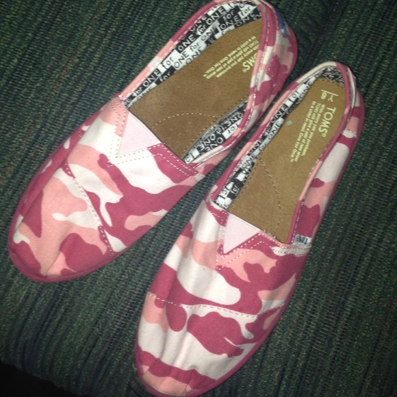 Camo toms!