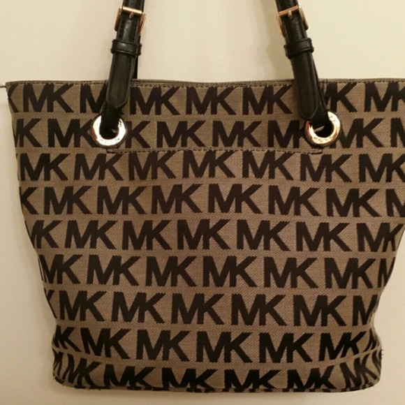 Michael Kors shoulder bag