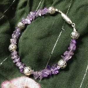 Amethyst child's bracelet with barrel clasp.