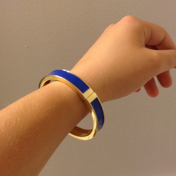NWT CC Blue & Gold Bracelet COMMENT IF INTERESTED - Picture 1 of 3