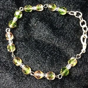 Crystal bracelet. Handcrafted.