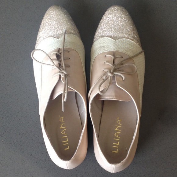 Liliana Shoes - ✨3x HP✨Glitter tipped Oxfords