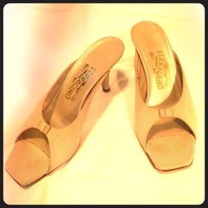 Ferragamo Slip On Kitten Heels, size 7.5