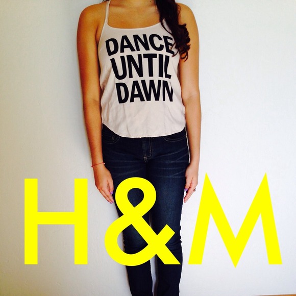 H&M summer tank! - Picture 2 of 2
