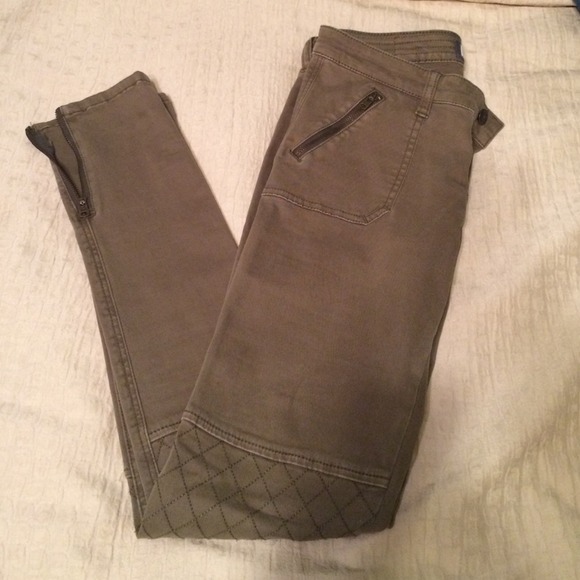NEVER WORN Abercrombie & Fitch skinny pants