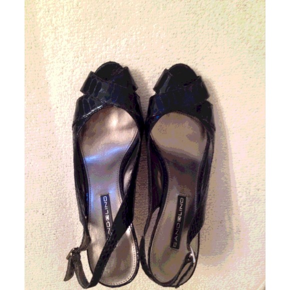 Bandolino Black Heels