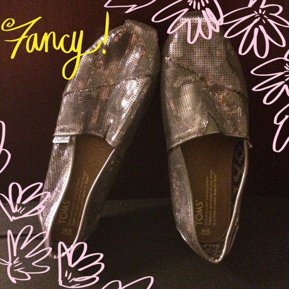 Silver sequin TOMS size 6