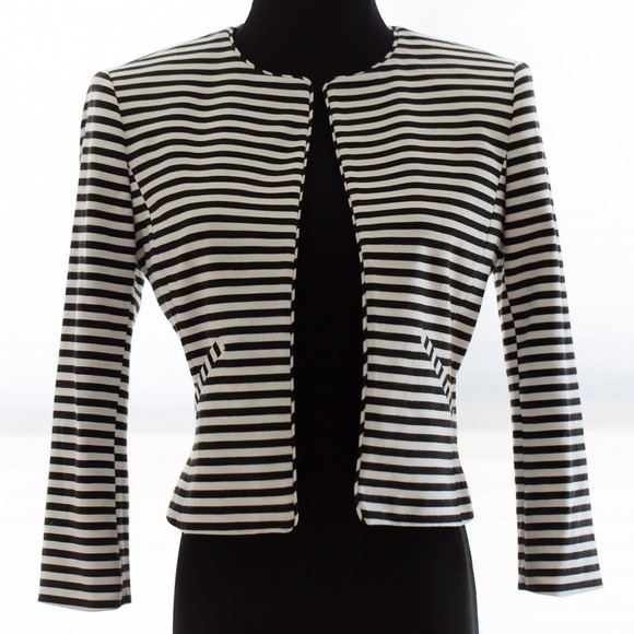 ISAAC MIZRAHI NY black & white striped crop jacket