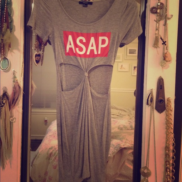 Cutout tunic CUTE