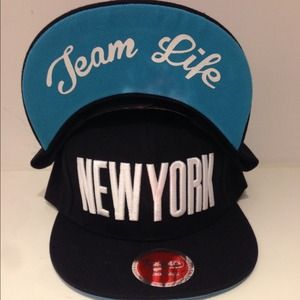 Brand new Black "NEw York" snapback