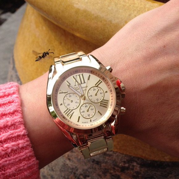 Accessories - FANTASTIC 2014 Lg Face Trend Watch