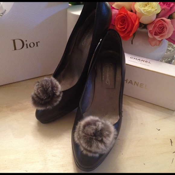 Italian Charisma Black Leather Bunny Fur Pumps