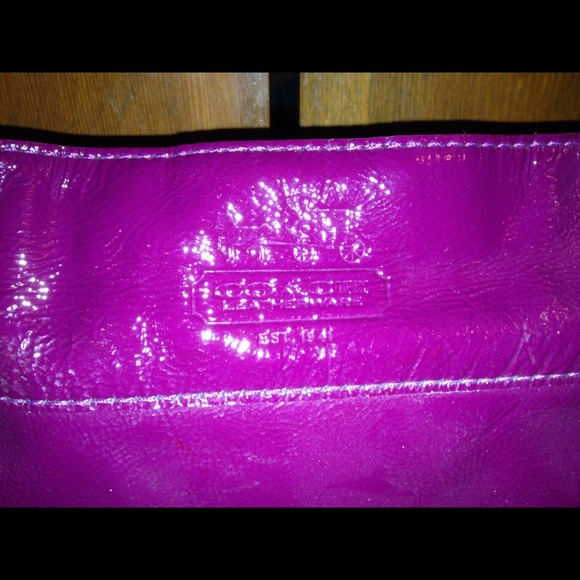 Authentic Coach Patent Leather Purse - Picture 2 of 4
