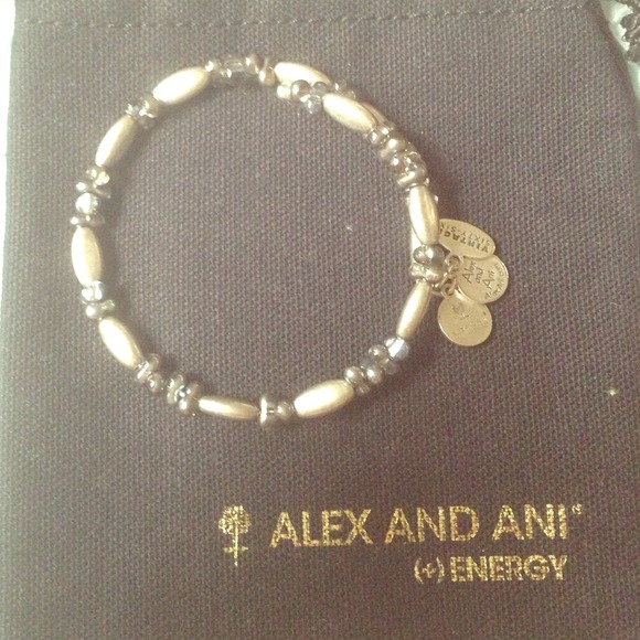 ⛔⛔SOLD⛔⛔ Authentic Alex & Ani Graphite Spark Wrap